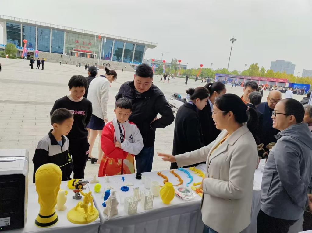 谈球吧体育官网入口