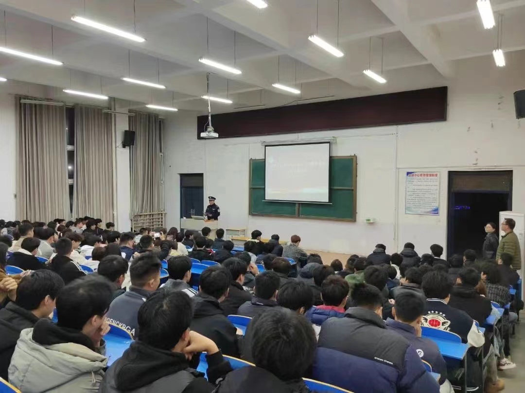 谈球吧体育官网入口