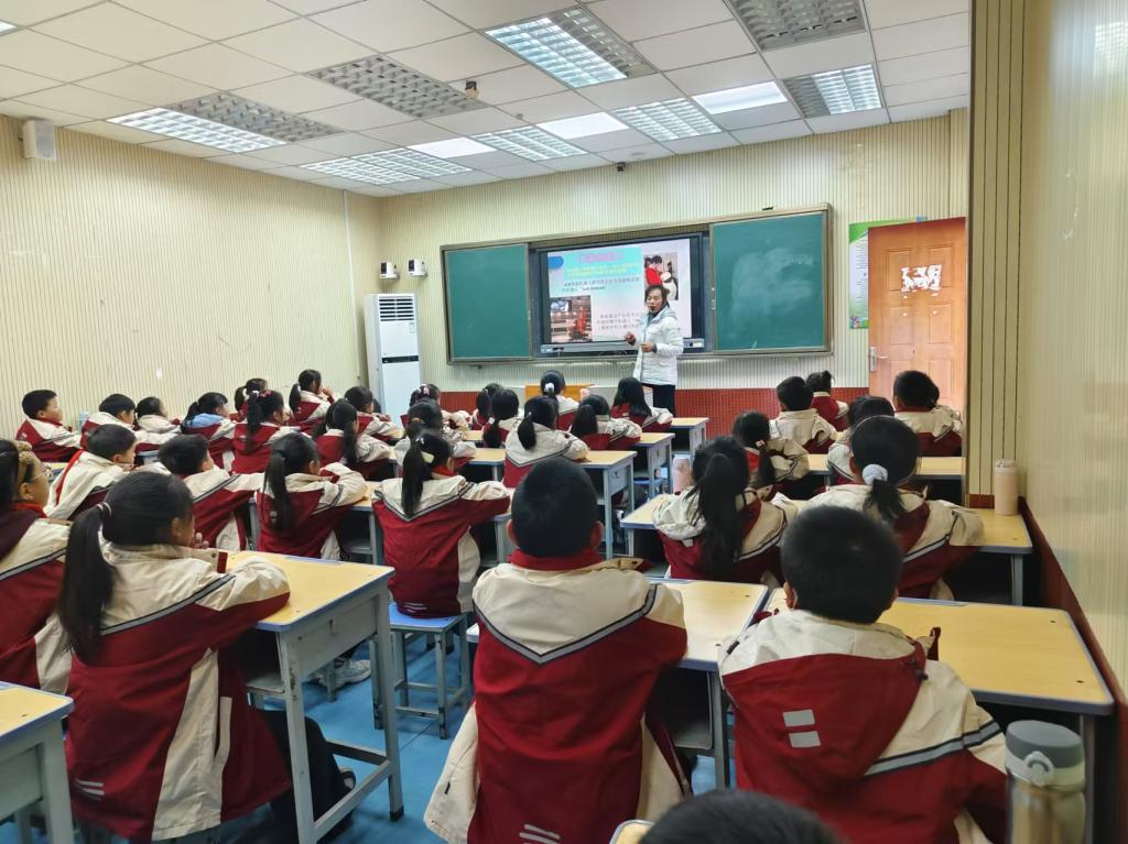 谈球吧体育官网入口