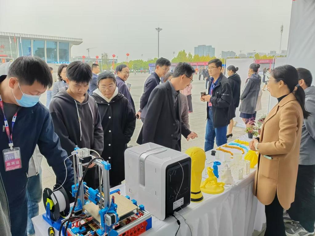 谈球吧体育官网入口
