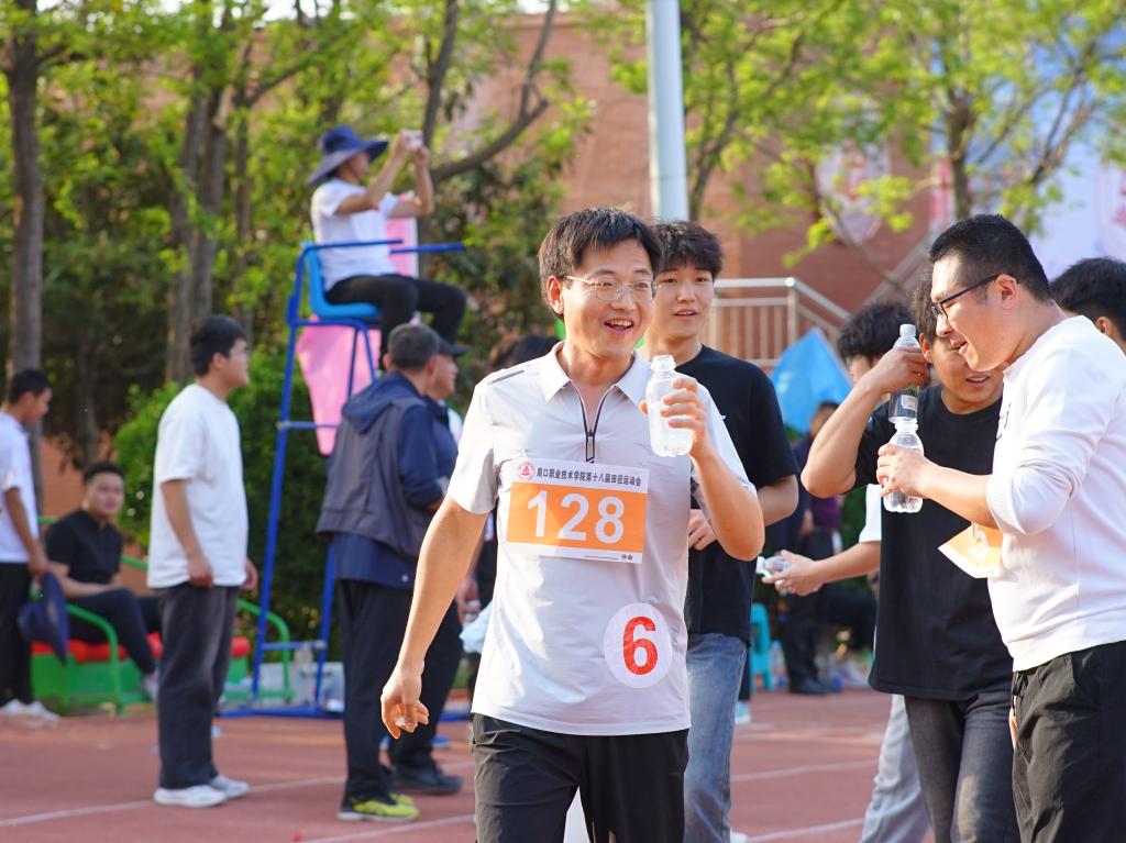 谈球吧体育官网入口