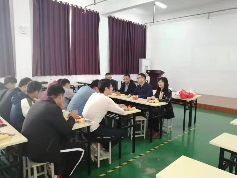 谈球吧体育官网入口