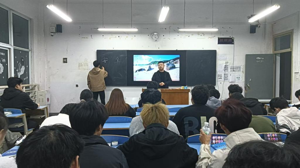谈球吧体育官网入口
