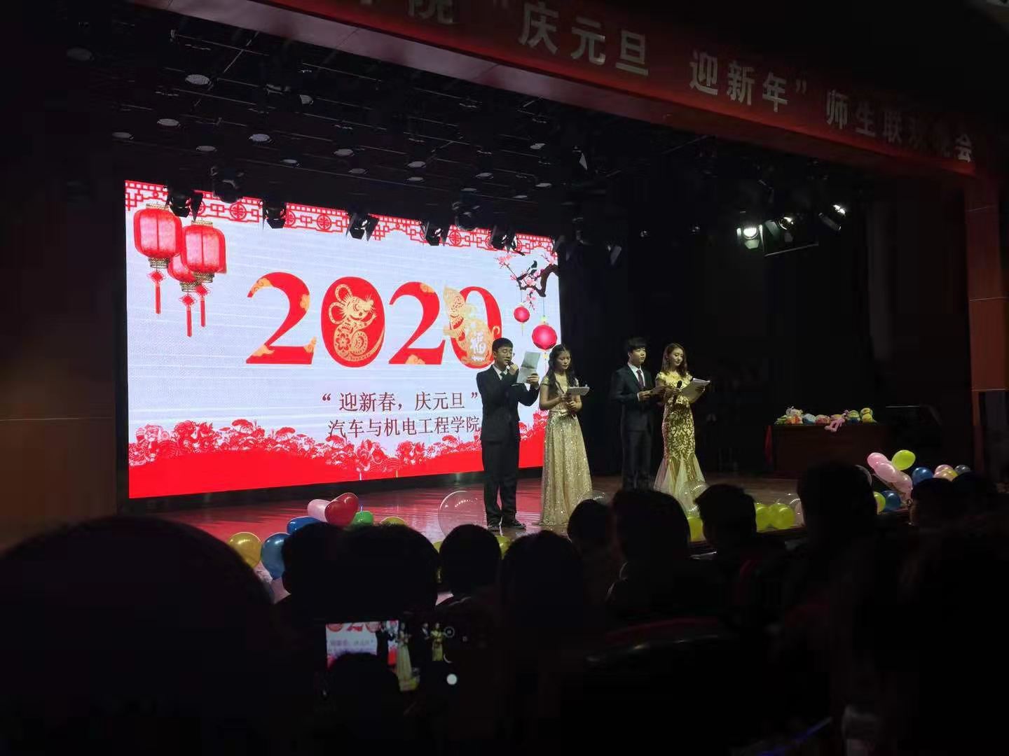 谈球吧体育官网入口