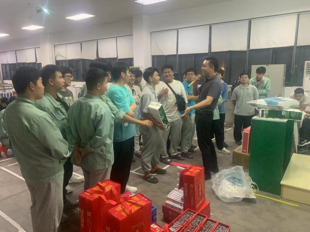 谈球吧体育官网入口