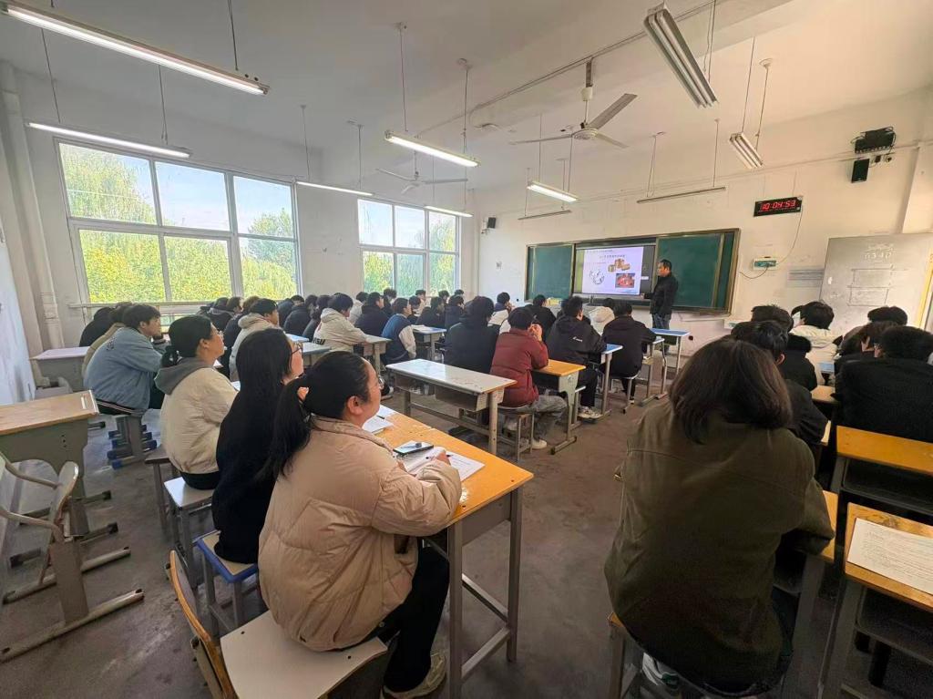 谈球吧体育官网入口