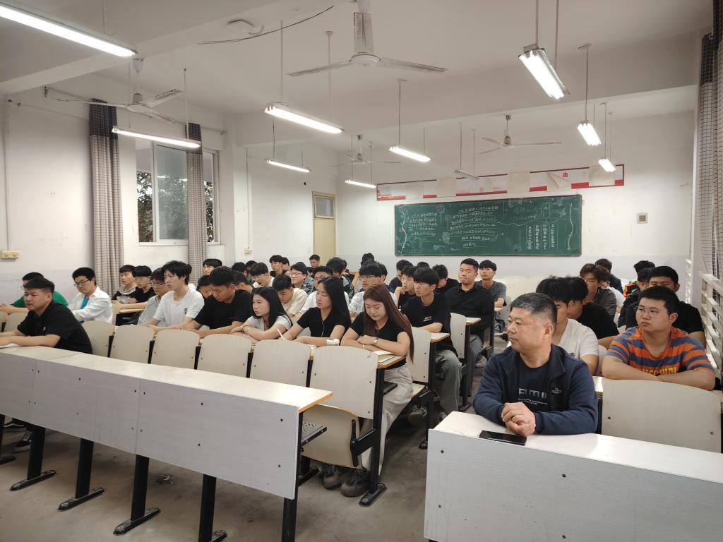 谈球吧体育官网入口