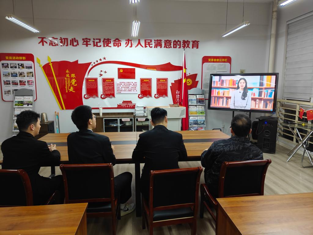 谈球吧体育官网入口