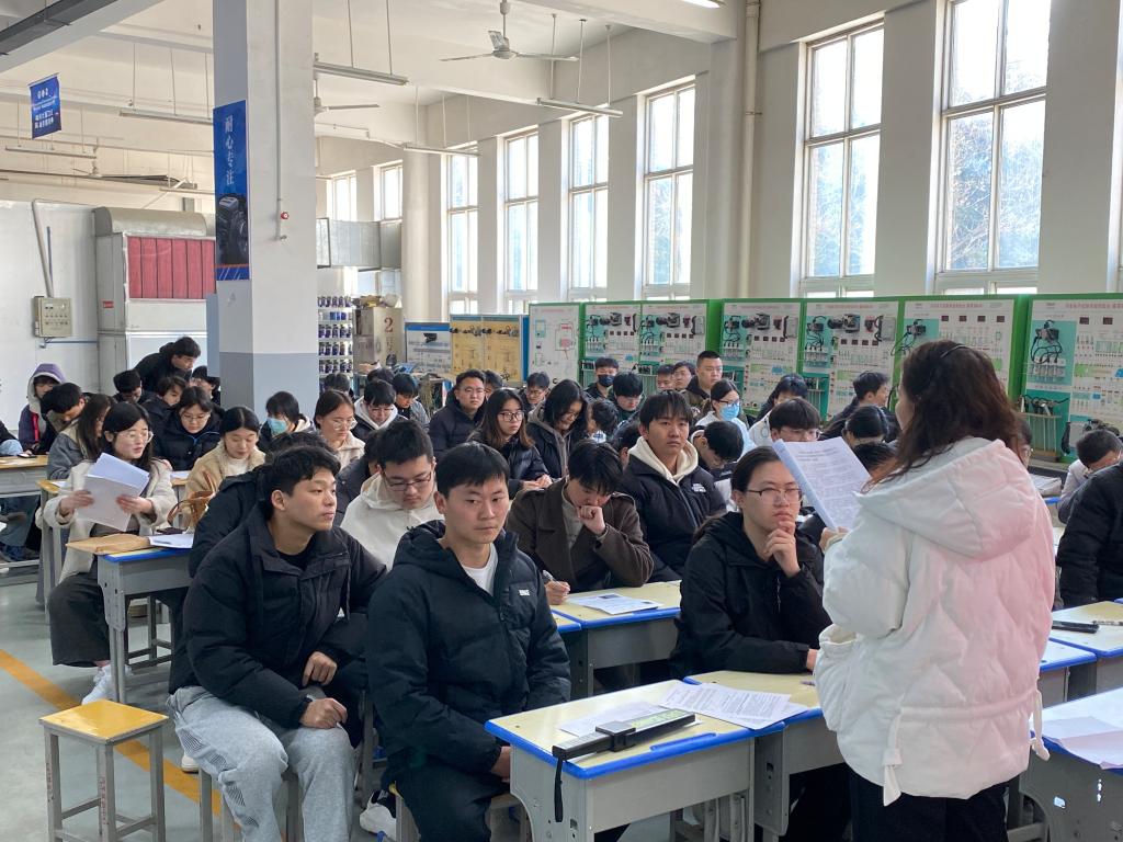 谈球吧体育官网入口