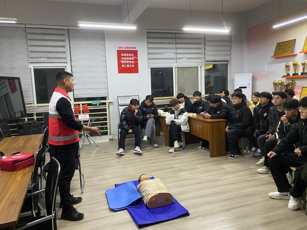 谈球吧体育官网入口