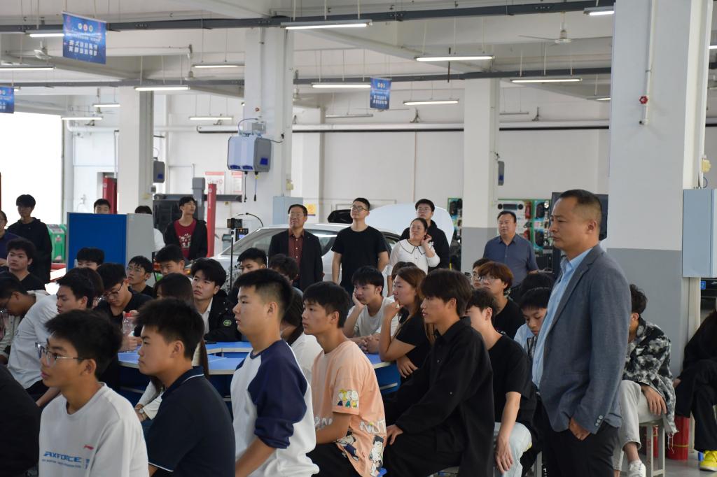 谈球吧体育官网入口