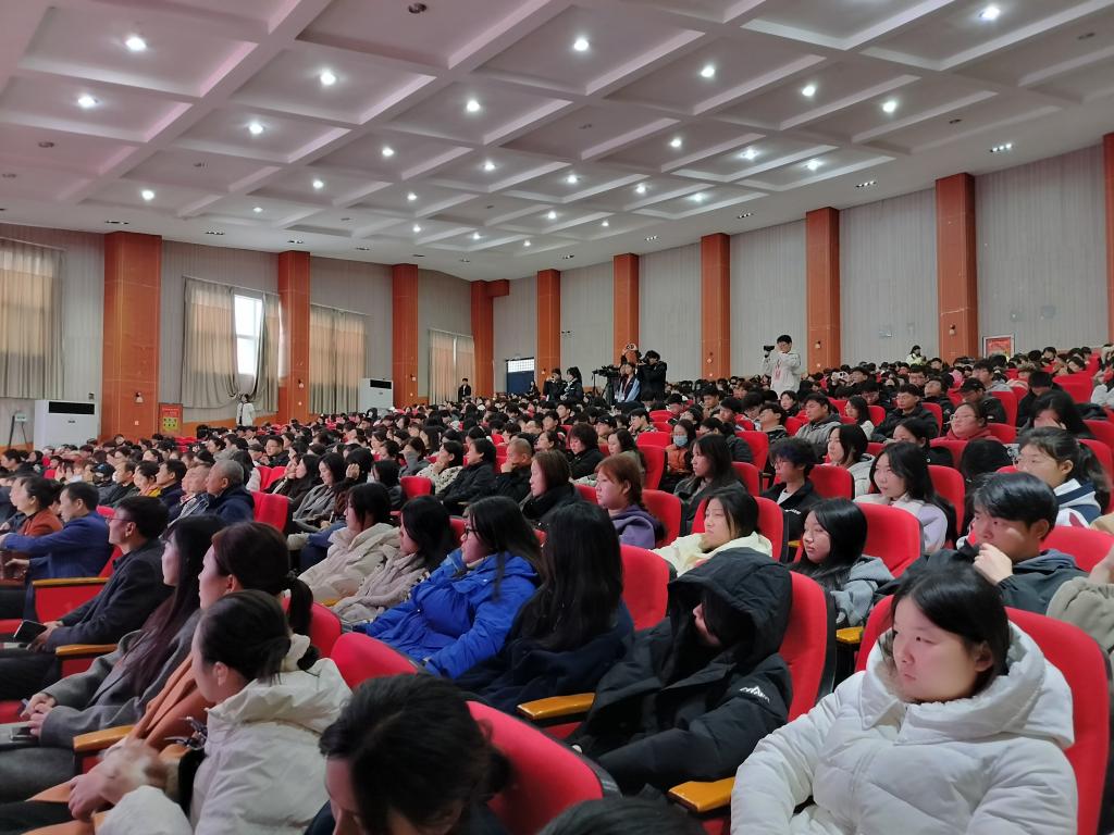 谈球吧体育官网入口