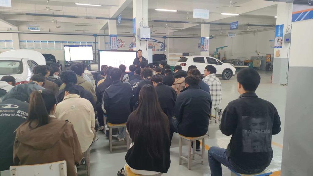 谈球吧体育官网入口